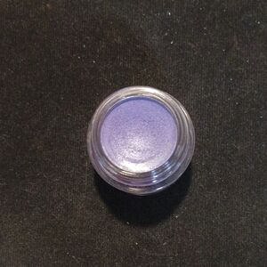 2001 Avon Glimmer Lights Vibrant Purple Eyeshadow